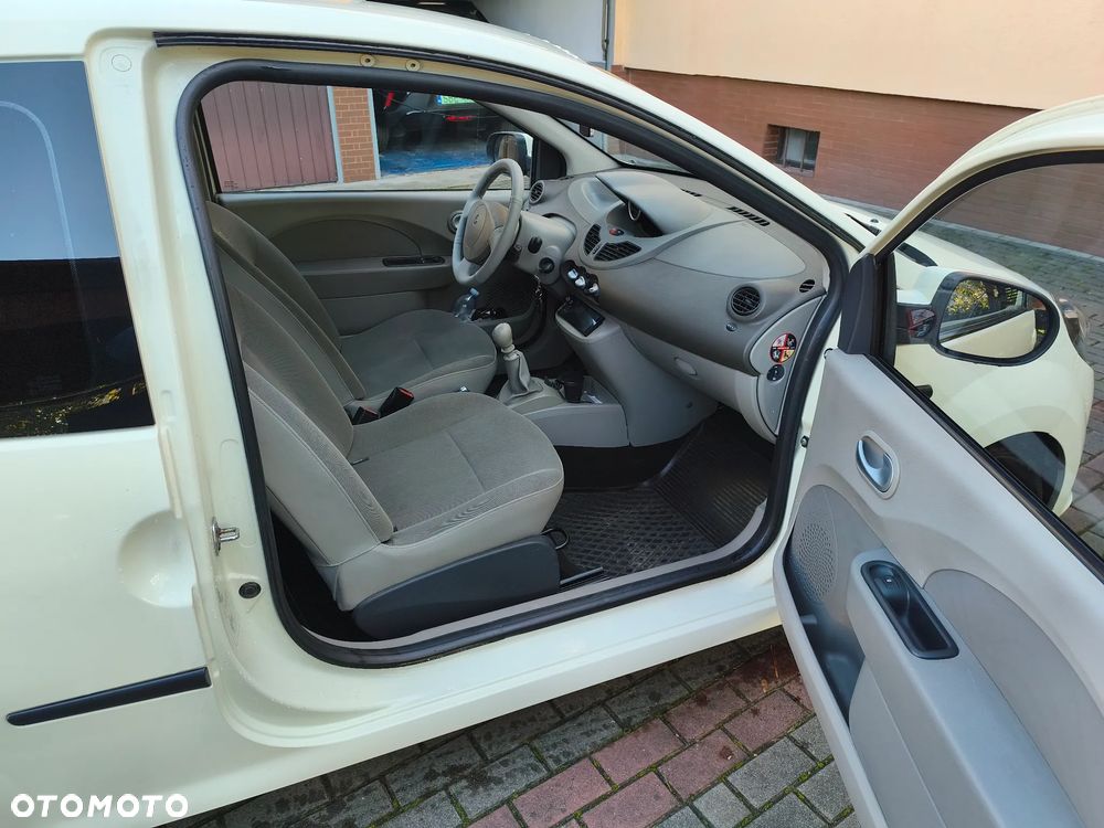 Renault Twingo - 8