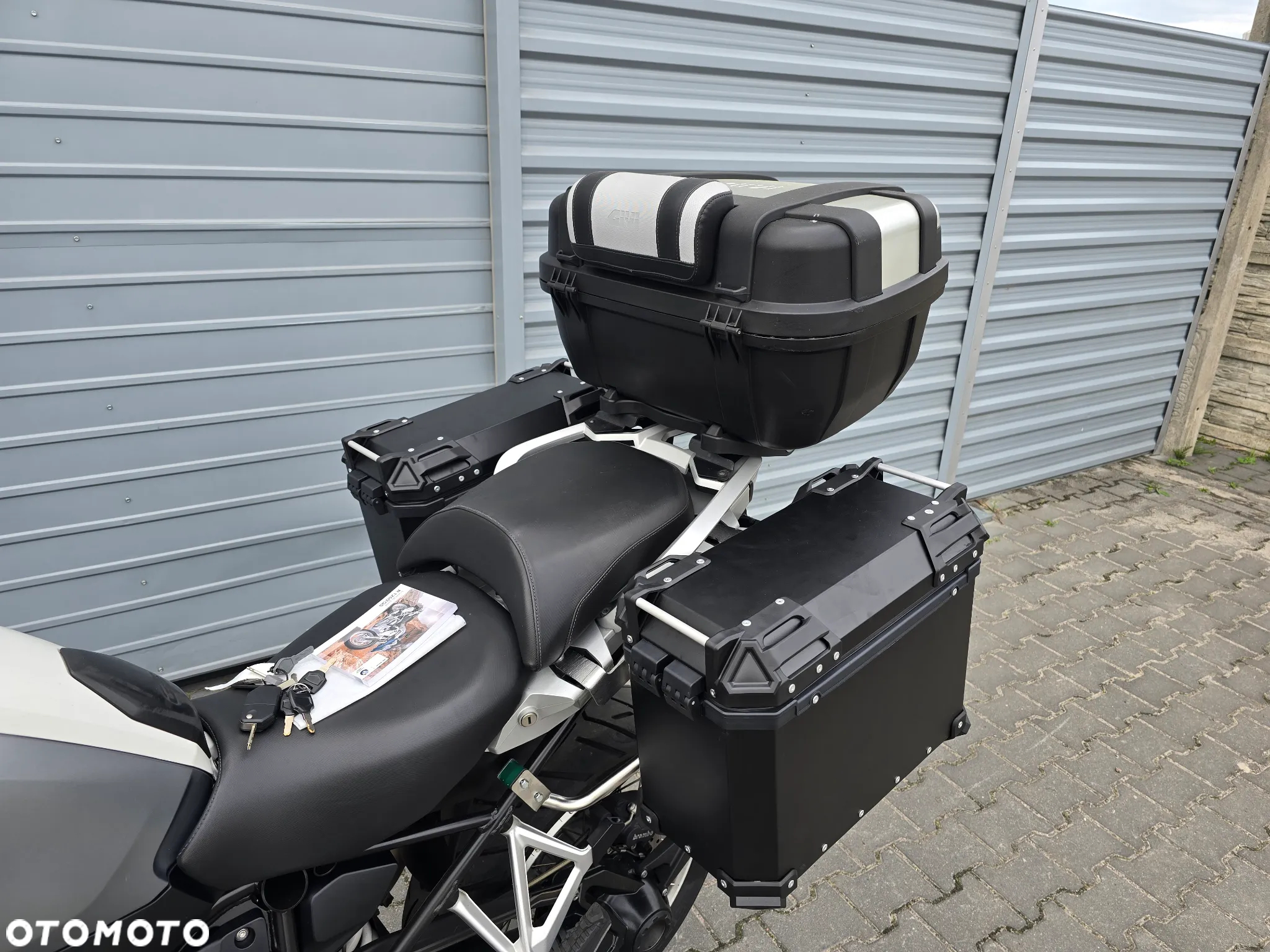 BMW R - 17
