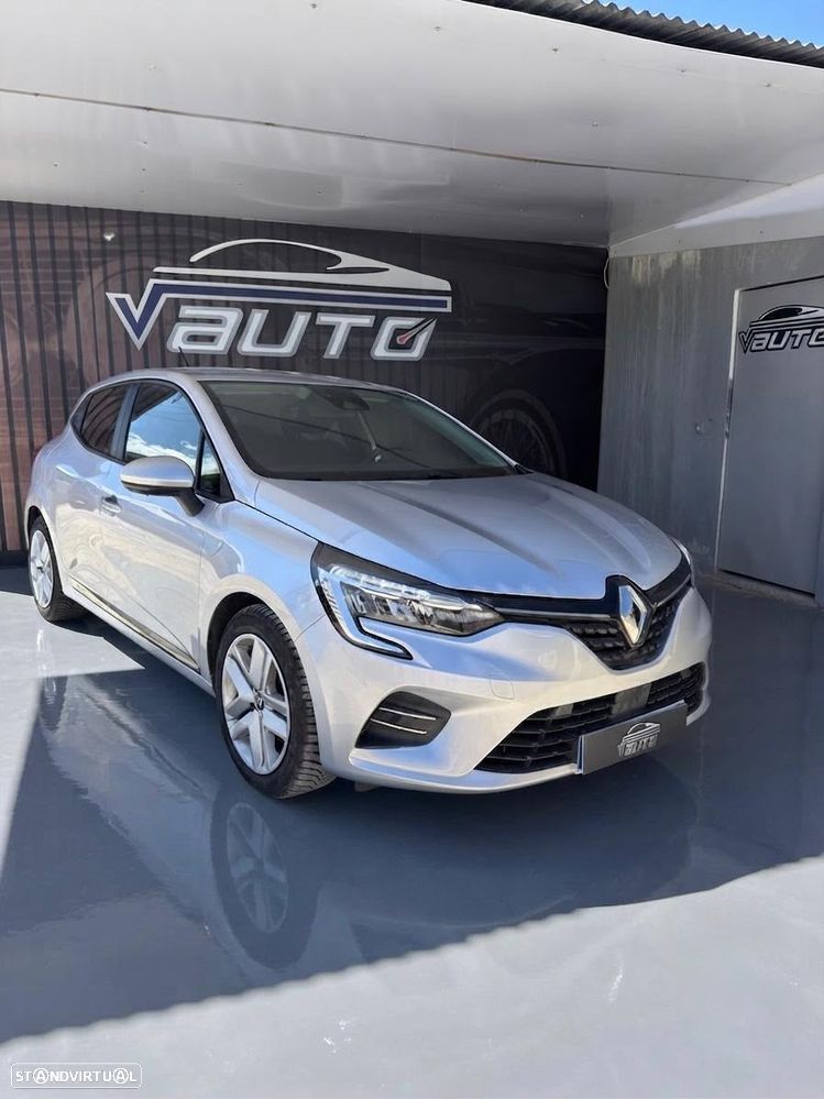 Renault Clio - 1