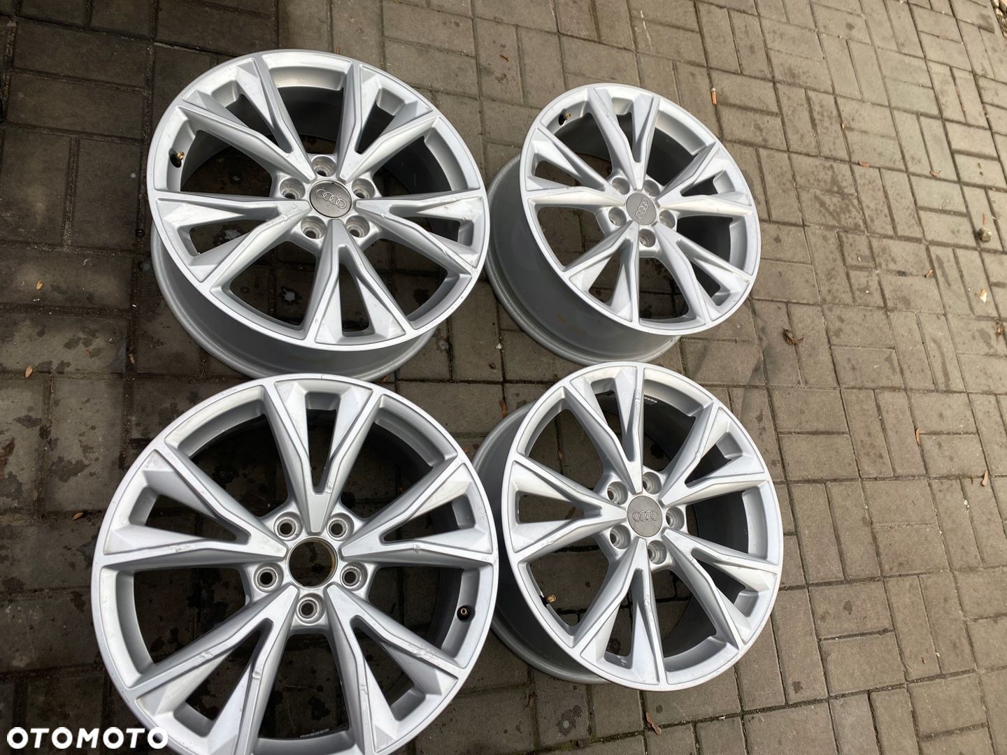 AUDI Q3 83A FELGI 18CALI 83A601025 ORG. - 1