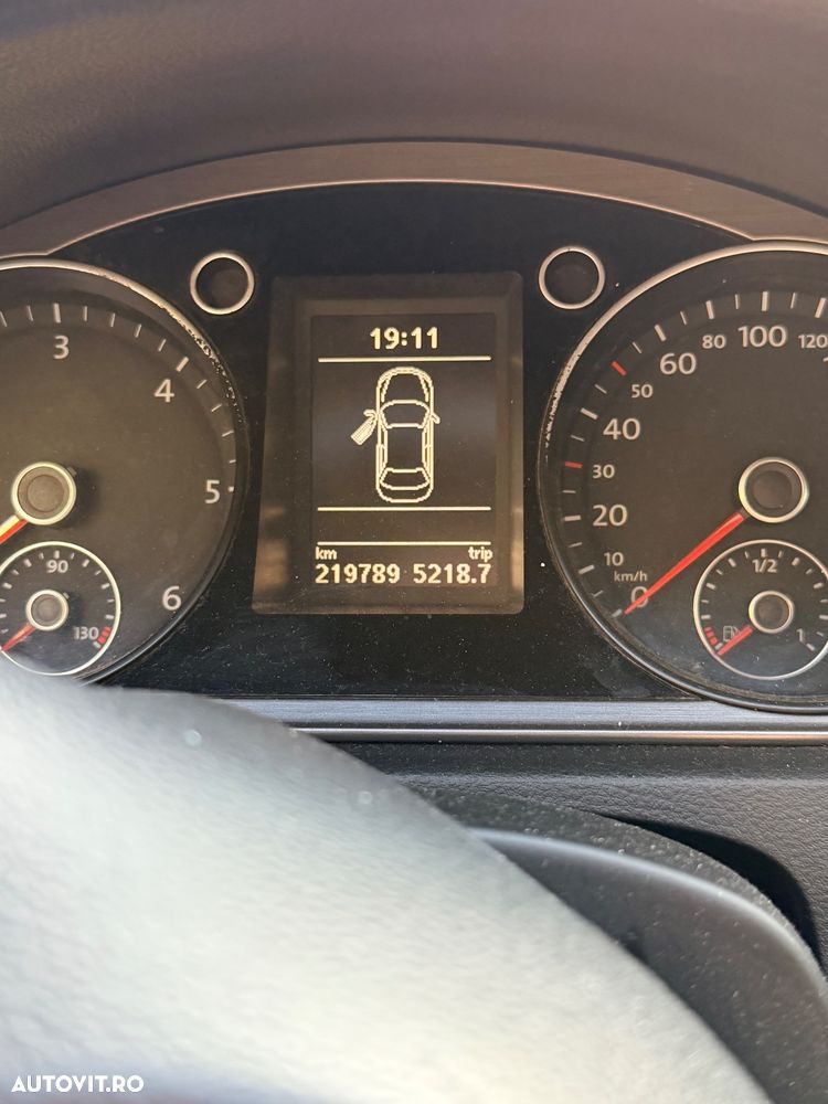 Volkswagen Passat 2.0 TDI BlueMotion Tehnology Comfortline - 10