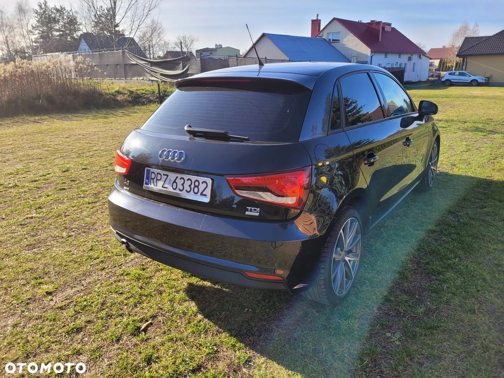 Audi A1 Sportback 1.4 TDI (ultra) sport - 4