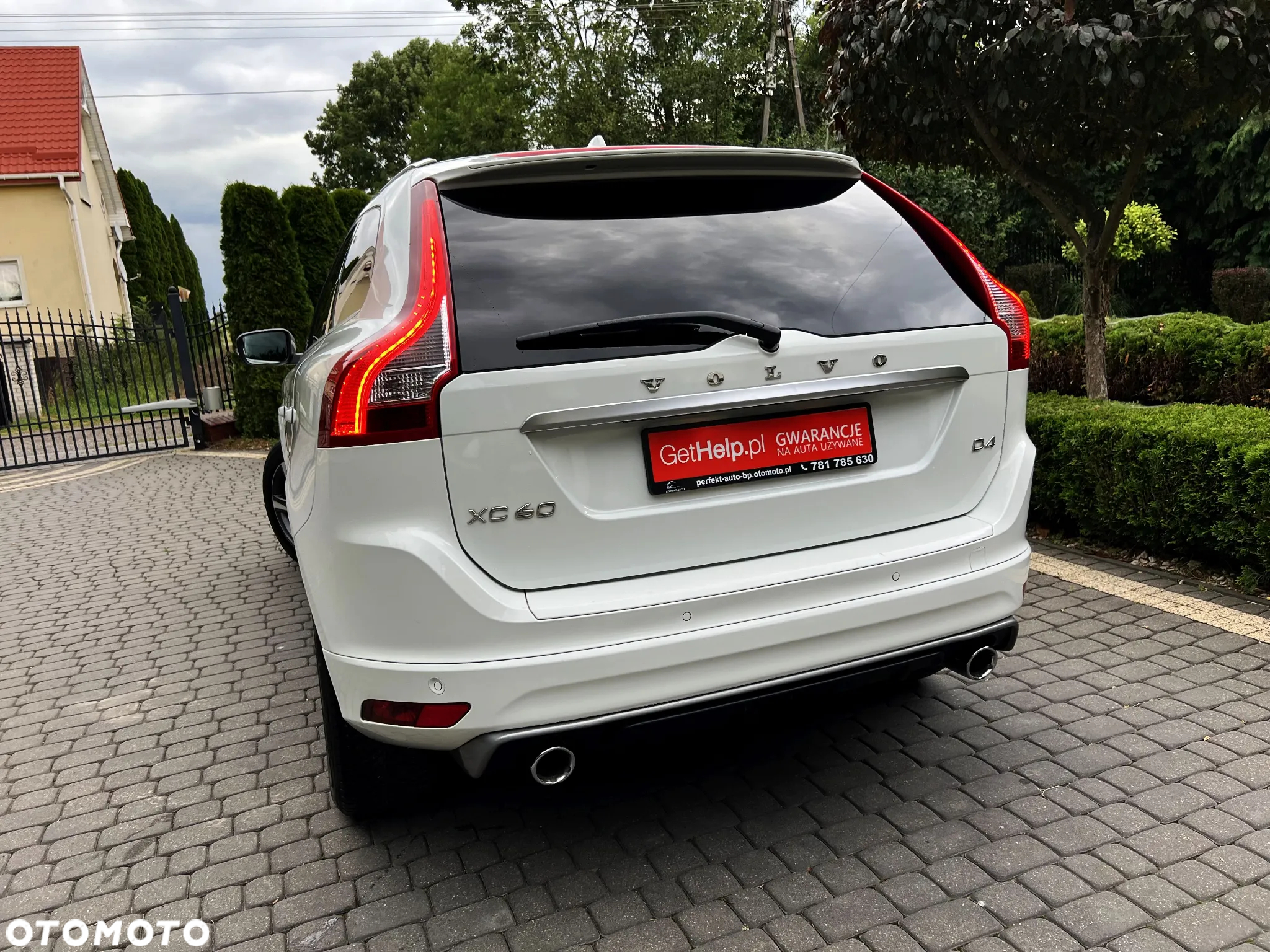 Volvo XC 60 D4 R-Design - 16
