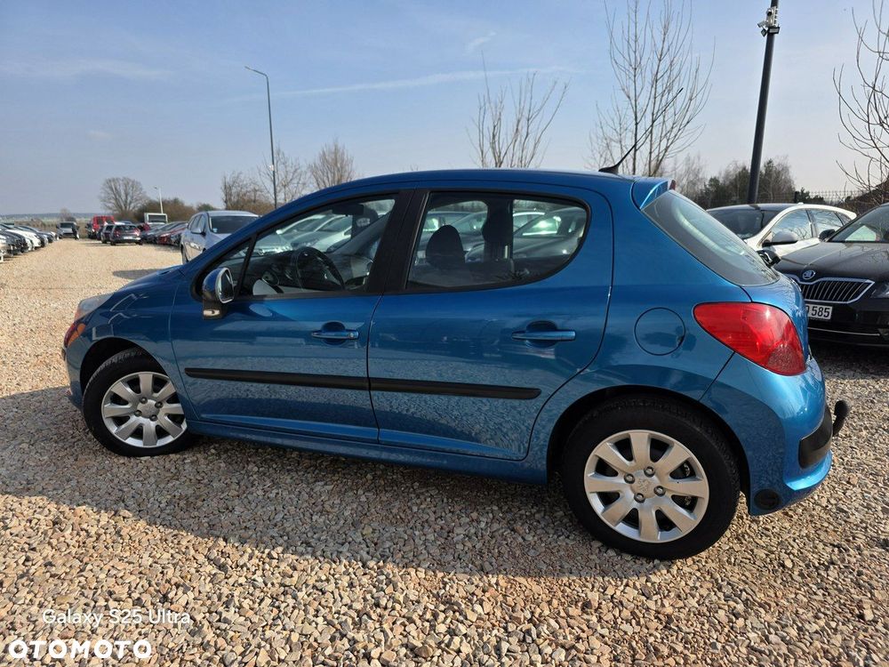Peugeot 207 1.4 - 11