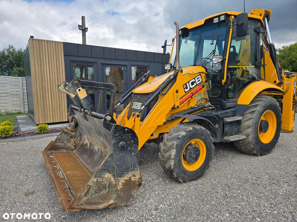 JCB - 2