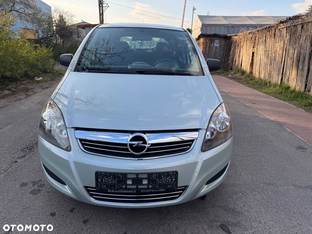 Opel Zafira 1.6 Enjoy - 11