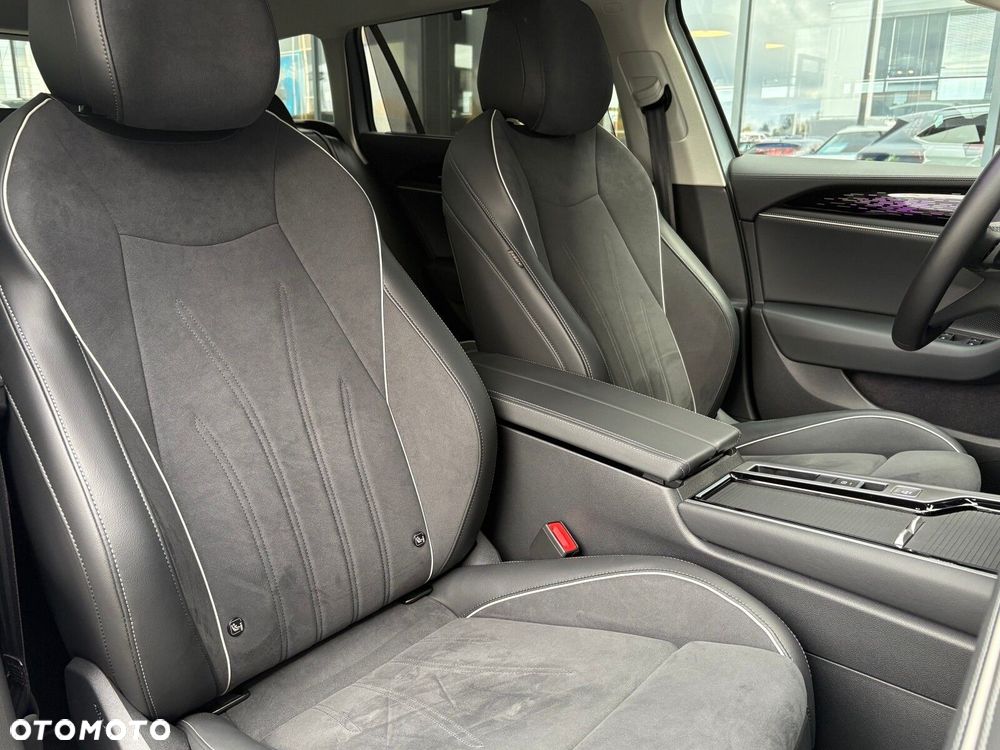 Volkswagen Passat Variant 2.0 TDI EVO Elegance DSG - 21