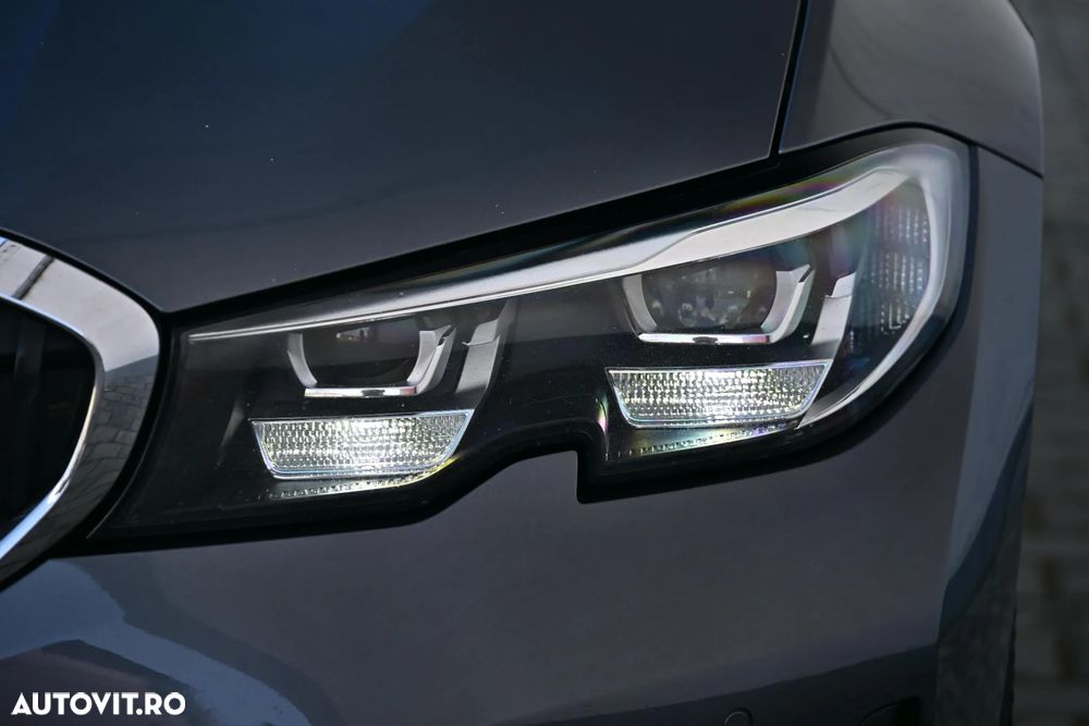 BMW Seria 3 320d Aut. - 21