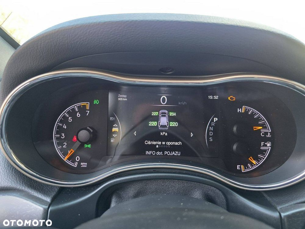 Jeep Grand Cherokee - 10