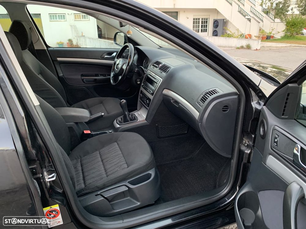 Skoda Octavia Break 1.6 TDi Ambition - 8