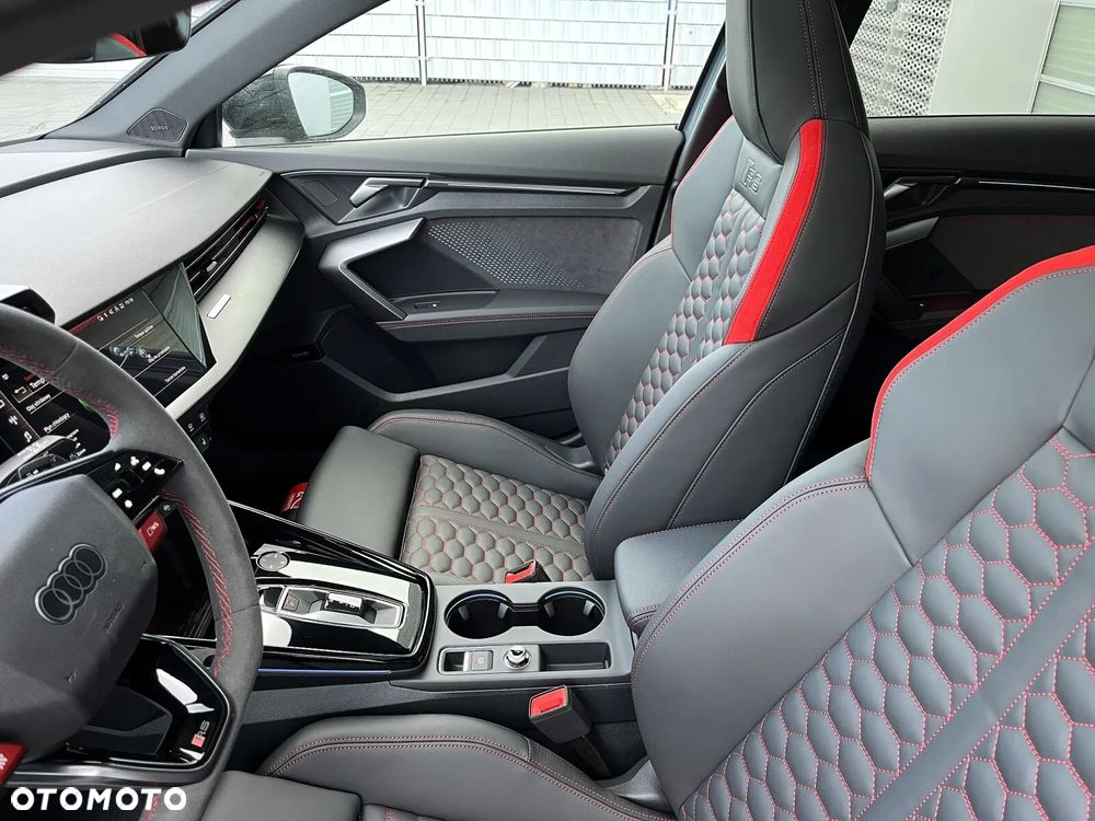 Audi RS3 Sportback - 7