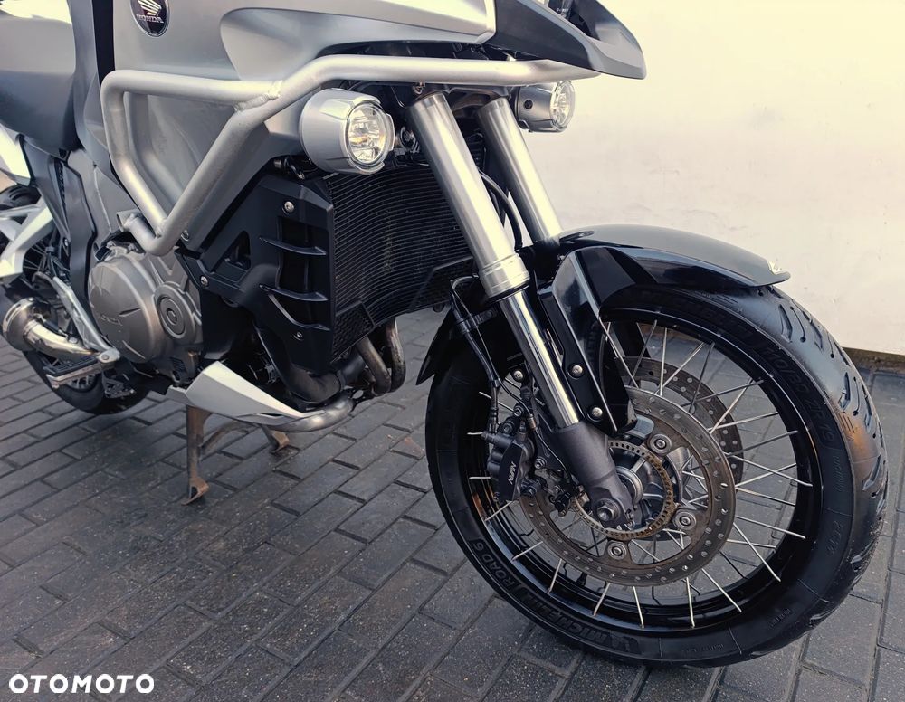 Honda VFR - 32