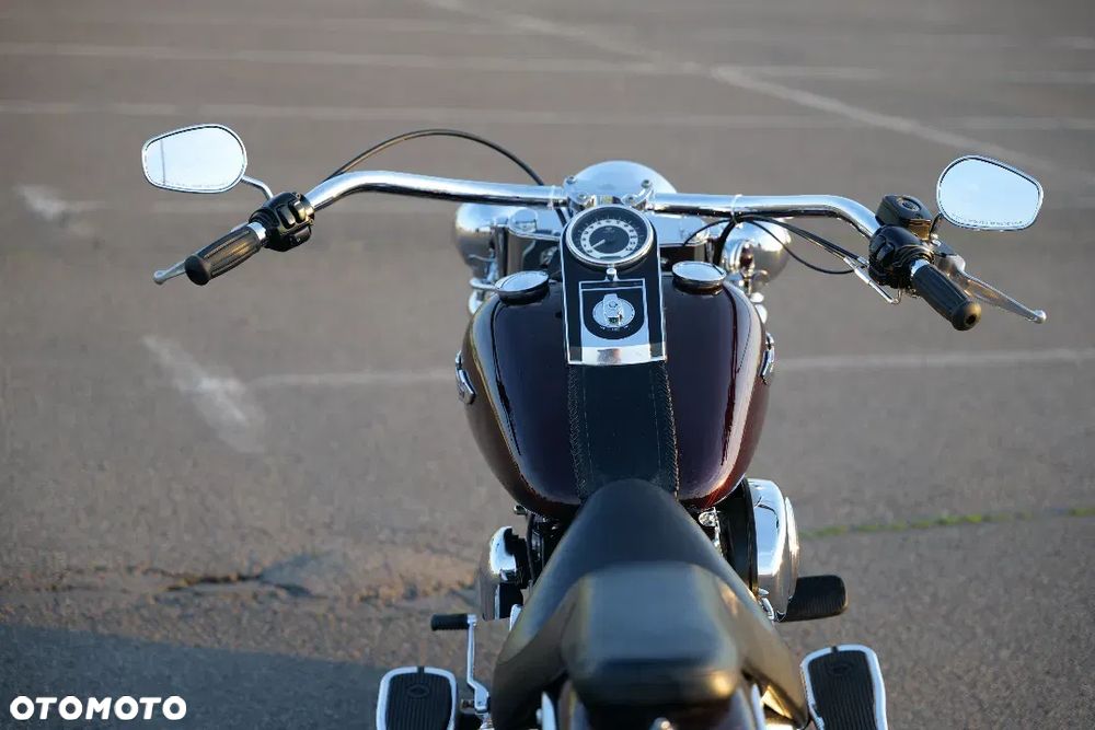 Harley-Davidson Softail Deluxe - 8
