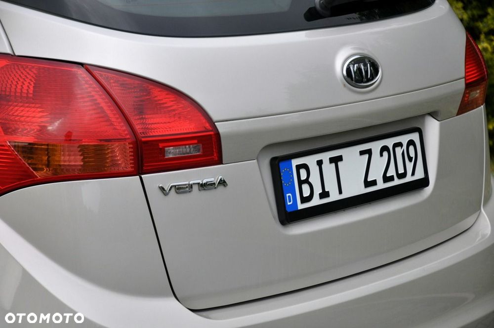 Kia Venga - 16