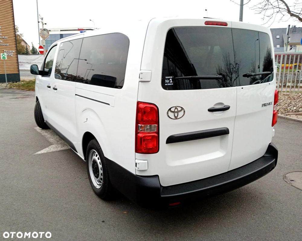 Toyota Proace Verso 2.2 D4-D Long Combi - 4