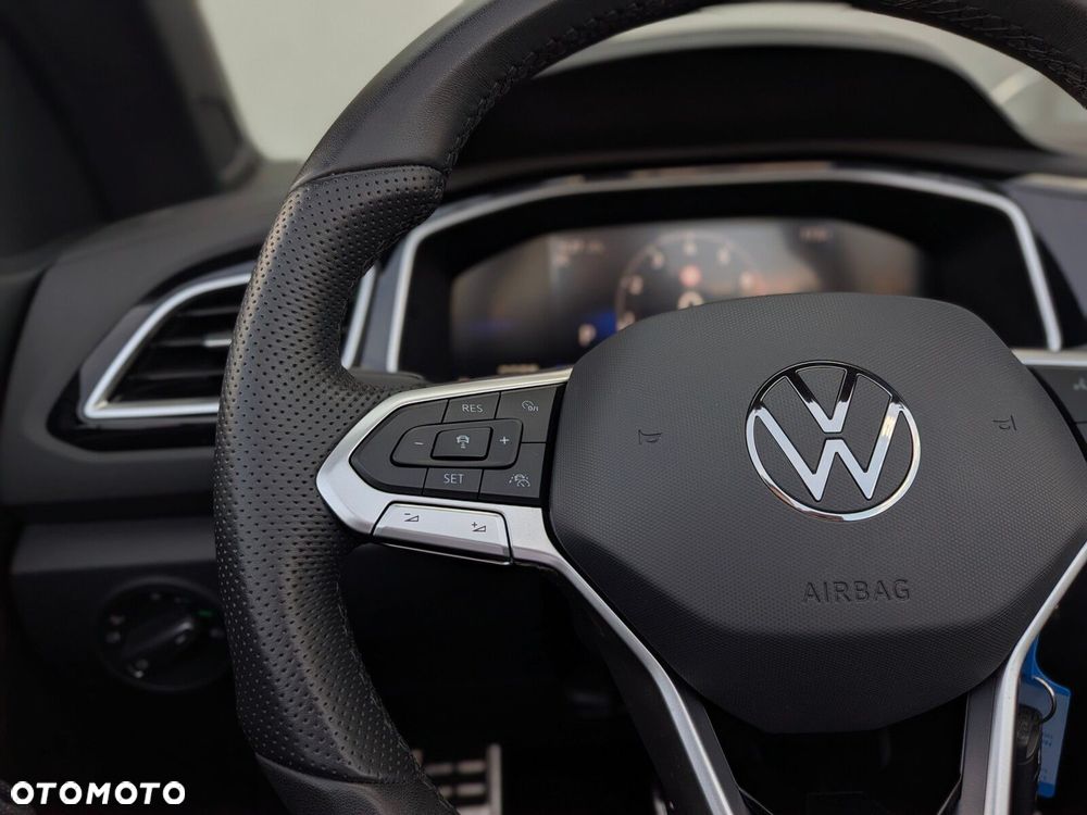 Volkswagen T-Roc - 16