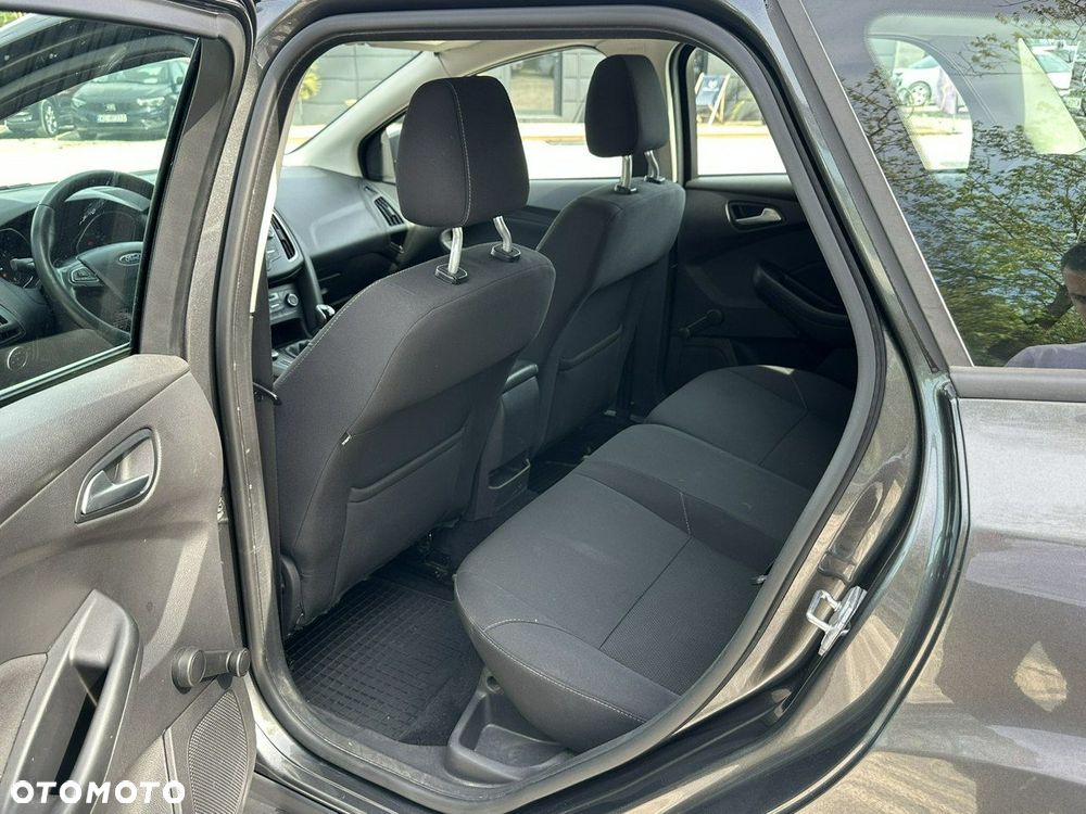 Ford Focus - 14
