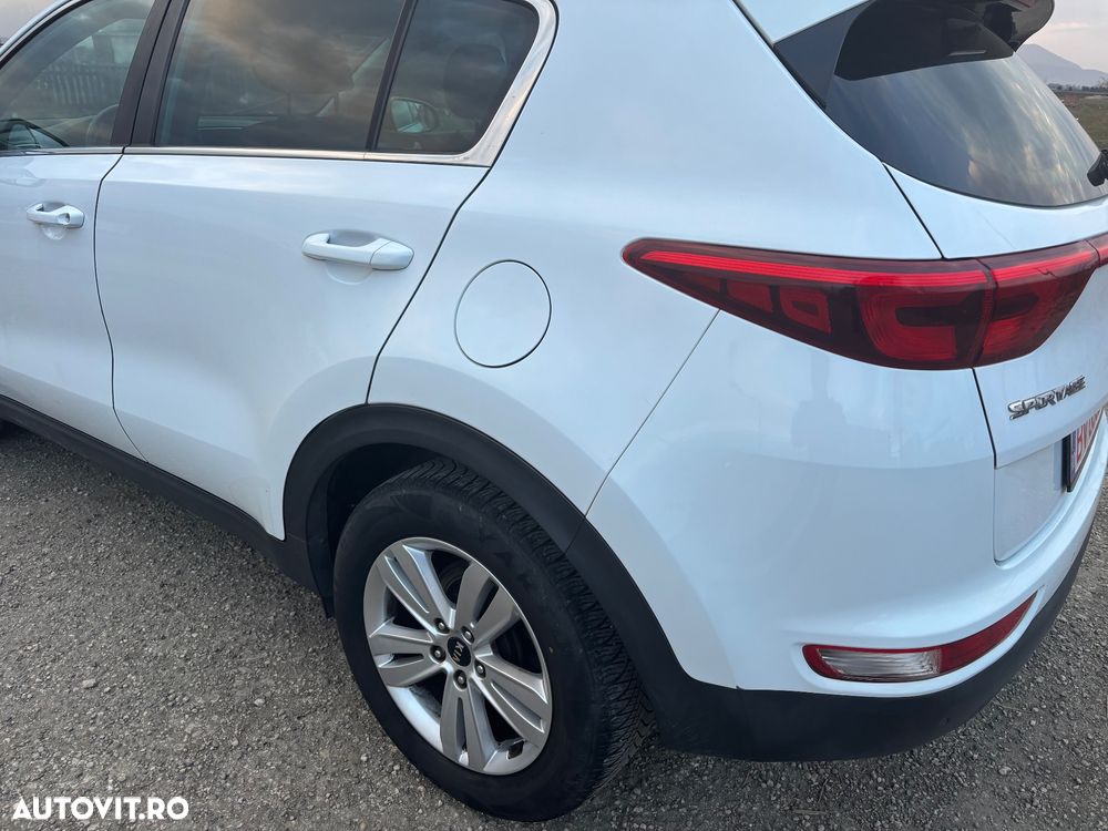 Kia Sportage 1.7 CRDI 2WD Edition 7 - 12