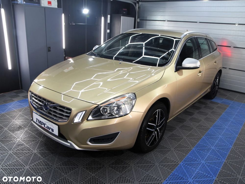 Volvo V60 D4 Geartronic - 25