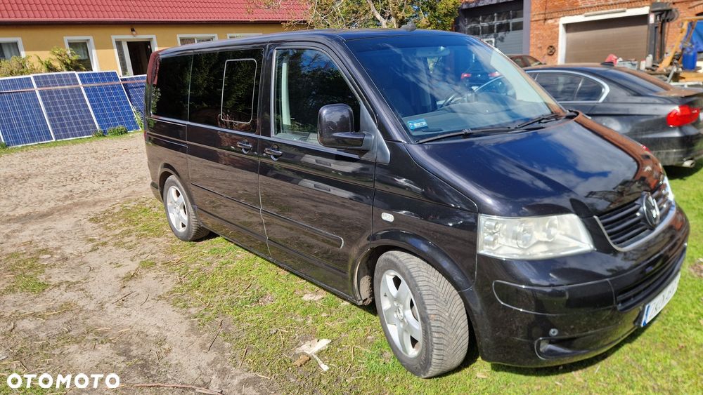 Volkswagen Multivan - 2
