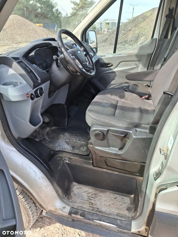 Ford Transit - 6
