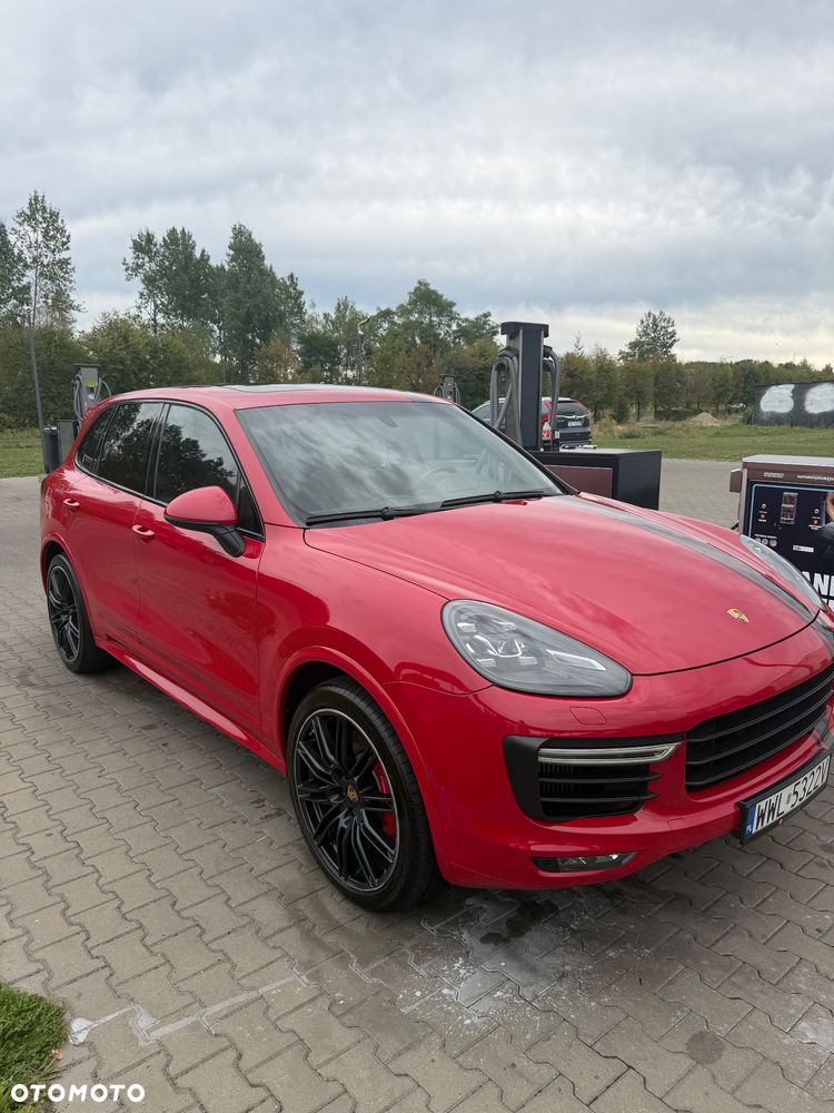 Porsche Cayenne GTS - 3