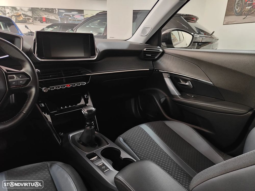 Peugeot 2008 1.2 PureTech Allure - 41