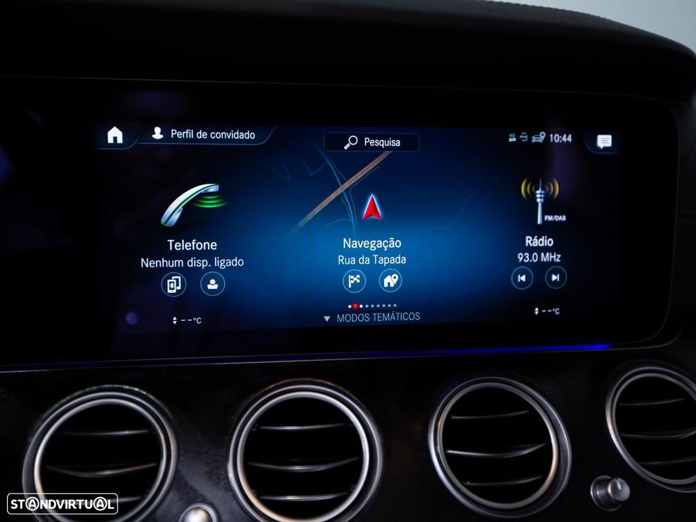 Mercedes-Benz E 300 de AMG Line - 28