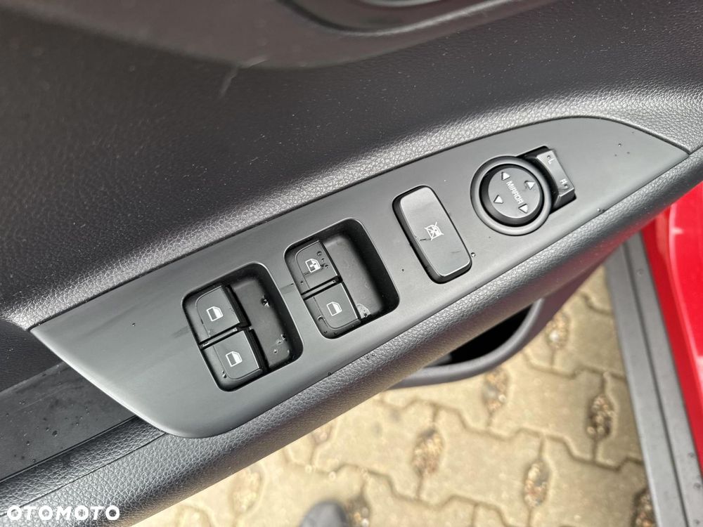 Kia Stonic 1.2 M - 19