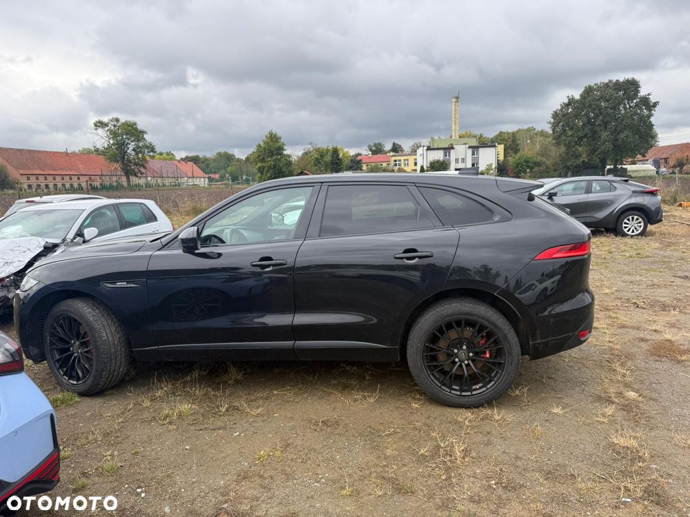 Jaguar F-Pace 2.0 i4D AWD R-Sport - 2