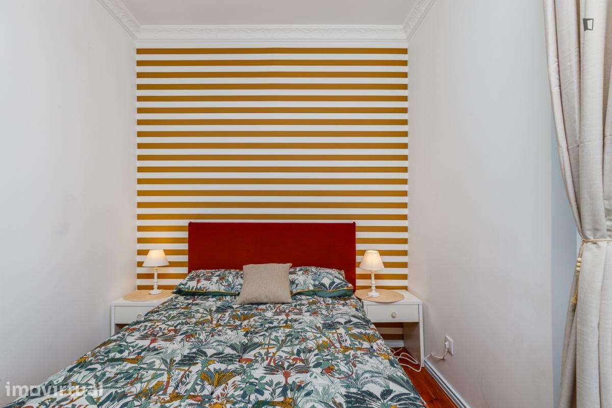 Quarto - localizado em Picoas Lisbon - Grande imagem: 5/21