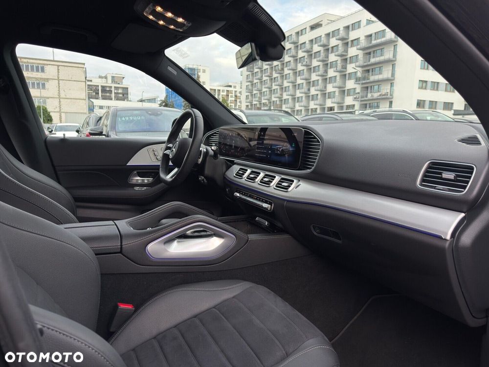 Mercedes-Benz GLE - 28
