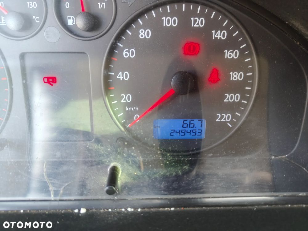 Volkswagen Transporter L1H1 - 11