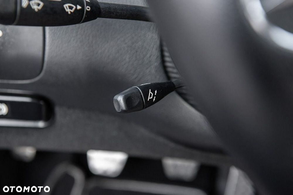Mercedes-Benz CLK 280 Avantgarde Sport Edition - 28
