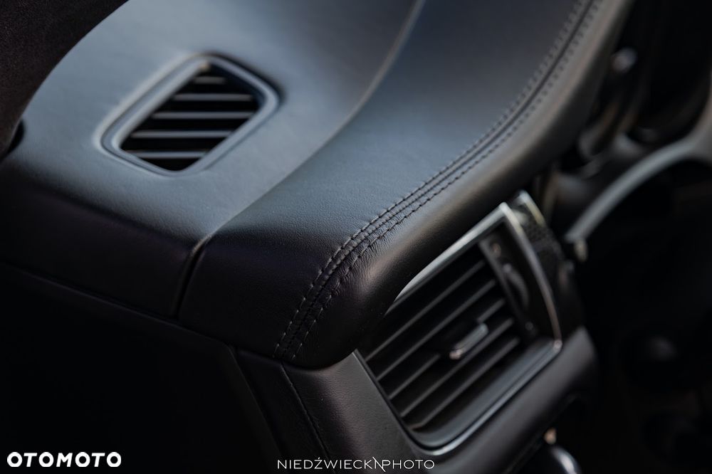 Porsche Macan - 27