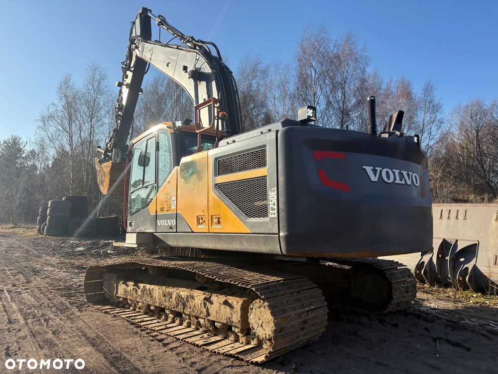 Volvo EC250EL - 6