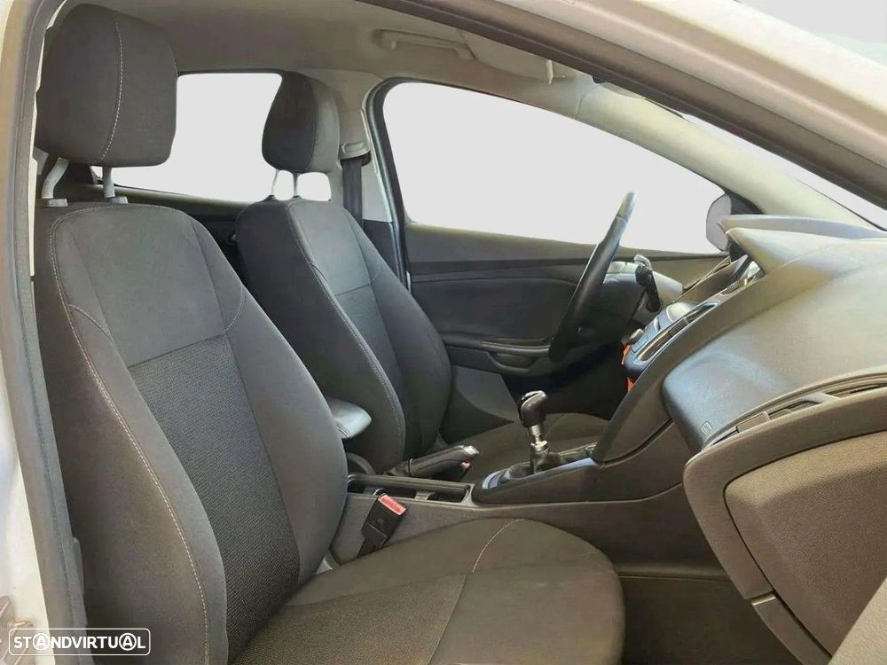 Ford Focus 1.5 TDCi Trend+ - 9