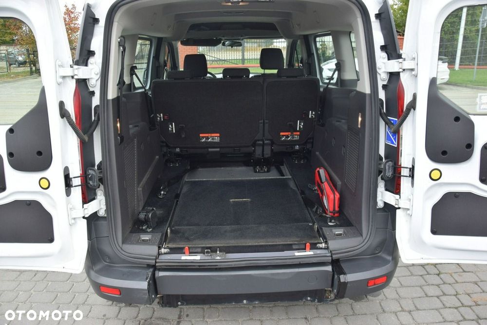 Ford Transit Connect - 23