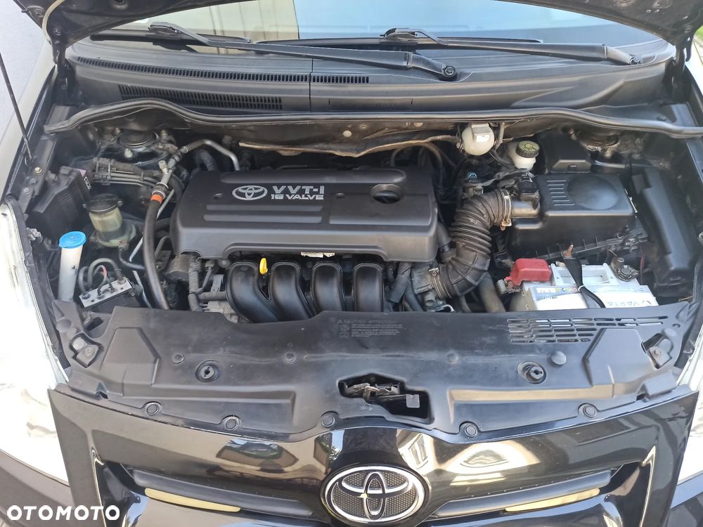 Toyota Corolla Verso 1.8 Sol - 6