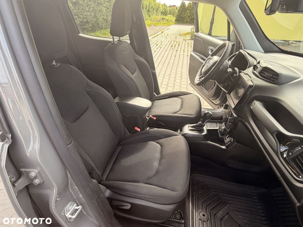 Jeep Renegade 1.3 T-GDI Active Drive Limited - 12