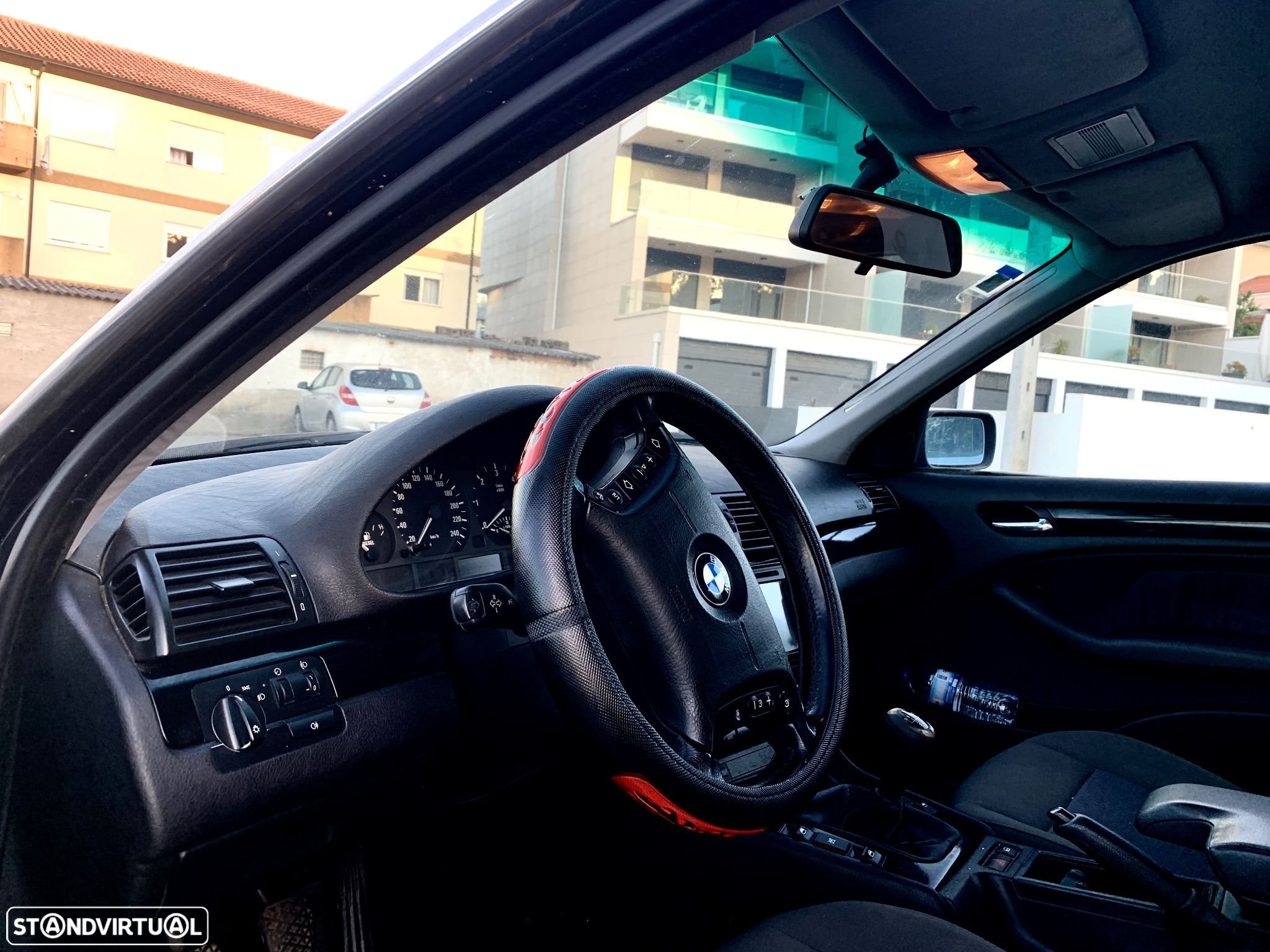 BMW 320 d Touring Edition Exclusive - 13