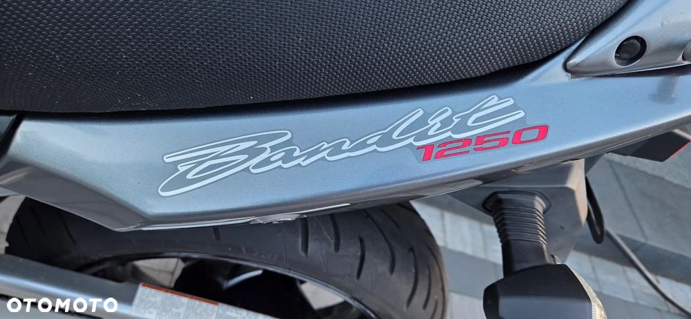 Suzuki Bandit - 9