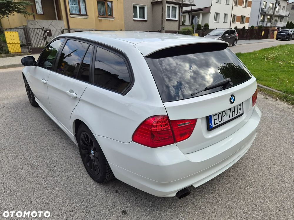 BMW Seria 3 - 13