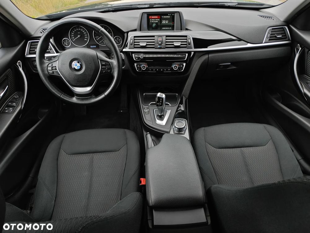 BMW Seria 3 320d Advantage - 39