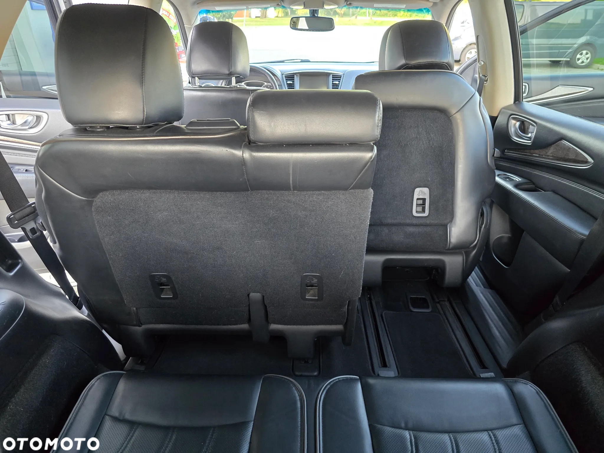 Infiniti QX60 3.5 Hi-Tech - 36