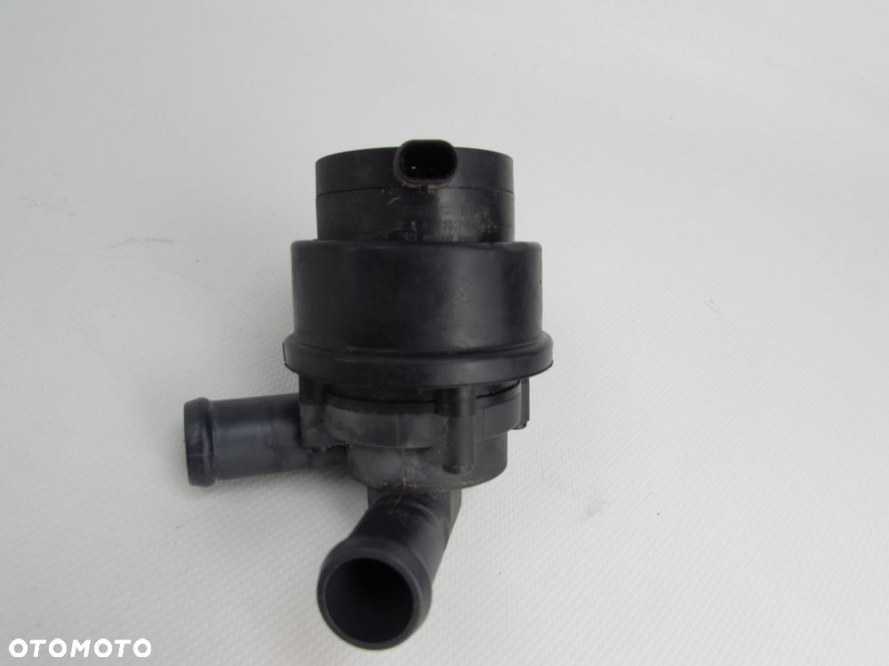 VOLVO S60 II V60 XC60 XC90 II 10- POMPA OBIEGU WODY 1319708 31332380 - 10