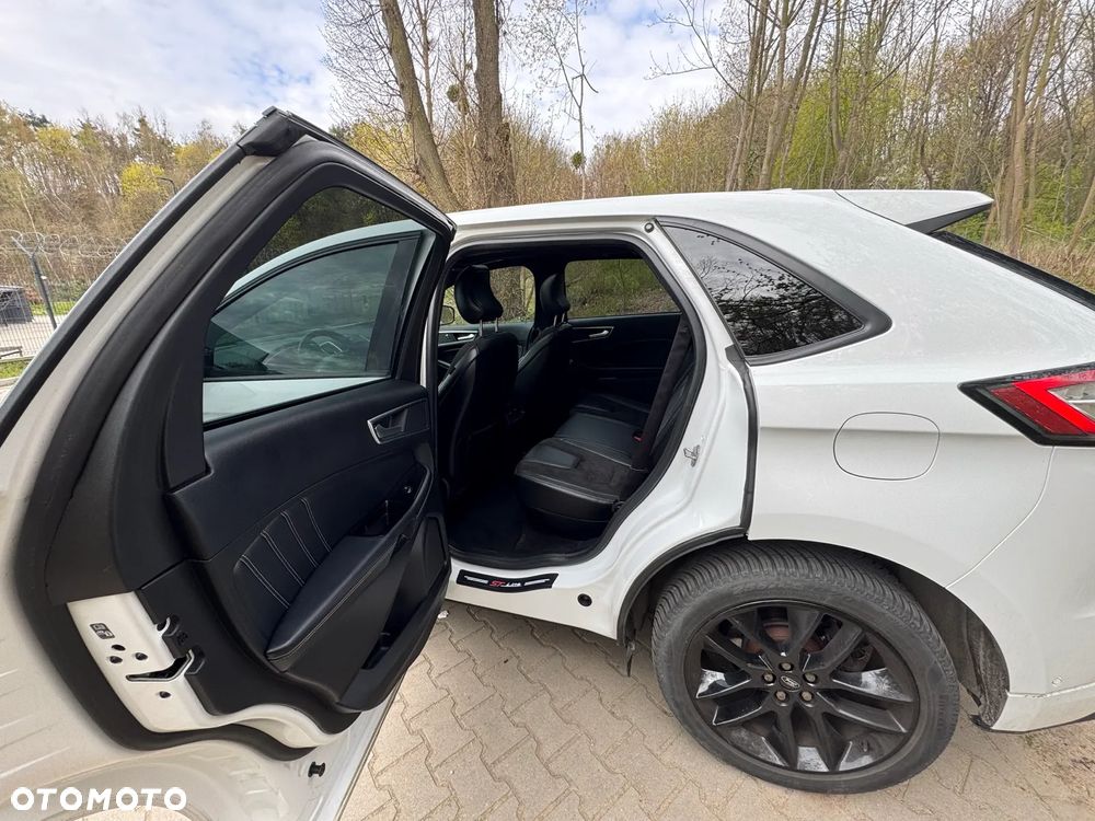 Ford Edge 2.0 TDCi Bi-Turbo 4x4 ST-LINE - 6