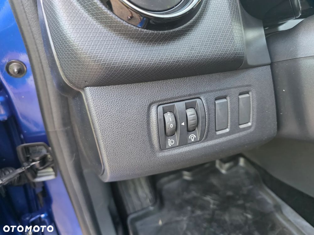 Renault Clio 1.2 16V Alize - 10