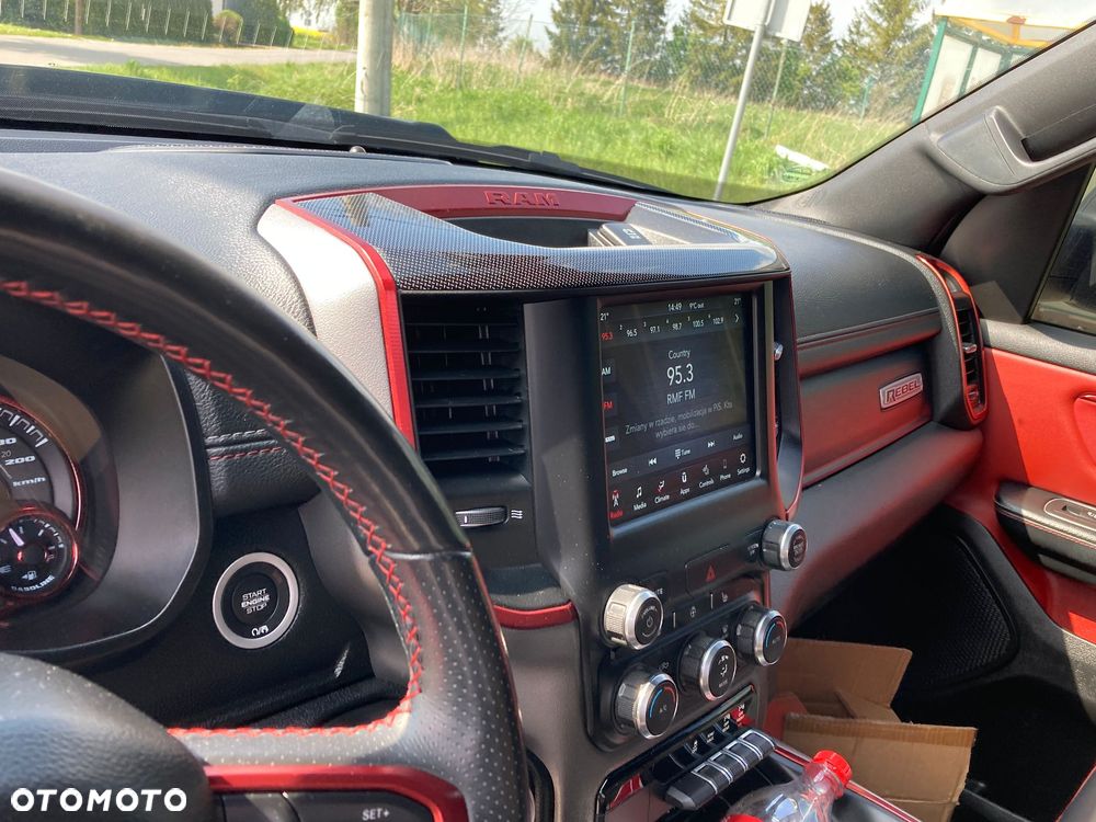 Dodge RAM 5.7 4x4 - 11