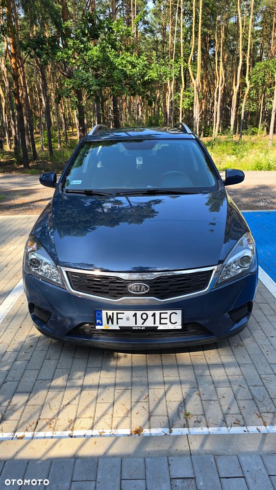 Kia Ceed 1.6 CRDi 90 ISG Vision - 2